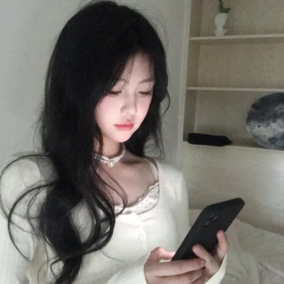 玛丽莲有深黑之眸